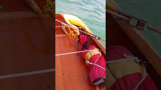 Mainsheet rigging on a 12 feet flat bottom skiff with balanced lugsail [upl. by Madid]