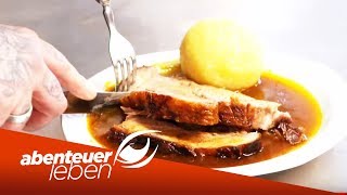 Bayerischer Schweinebraten Kochen im ältesten Wirtshaus der Welt  Abenteuer Leben  kabel eins [upl. by Hanahsuar]