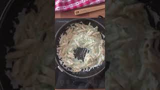 Pasta con zucchine e philadelphia [upl. by Ytiak504]