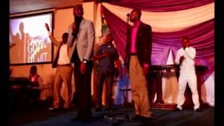 Denzel Prempeh  Local Worship Medley TGH 2011 [upl. by Preiser]