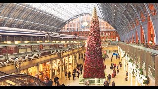 St Pancras International Christmas Tree 2017  Moyses Stevens JingleBlooms [upl. by Seidel669]