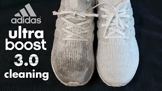 How to Clean White Shoes  Quick and Easy Method [upl. by Sakul925]