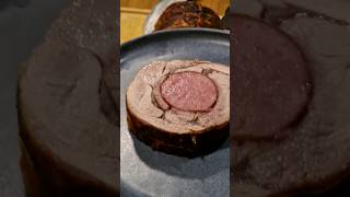 Cuisse de dinde farcie au Saucisson  Partie 1recette foodlover food viande shortscooking [upl. by Idna]