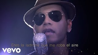 Samo  Así Como Si Nada Lyric Video [upl. by Alleb]