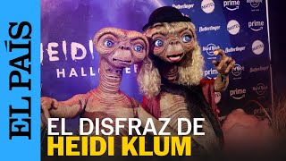 HEIDI KLUM se disfraza de ET para la fiesta anual de Halloween  EL PAÍS [upl. by Annavoeg]