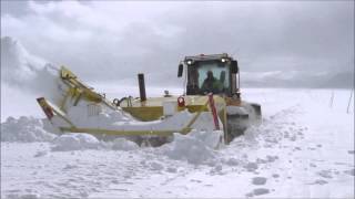 Brøyting av nasjonal turistvei over Valdresflye 23 mars 2015 Husk å abonnere på kanalen [upl. by Anaxor]