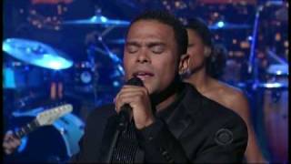 Maxwell  quotPretty Wingsquot on Letterman 710 TheAudioPervcom [upl. by Rozanne]