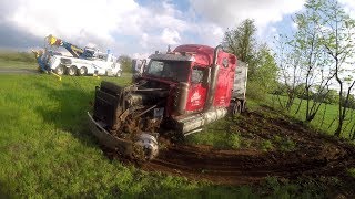 SEMI LOADED WITH COTTON SEED CRASH [upl. by Dearborn565]