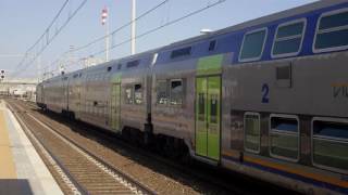 stazione di Falconara Marittima AN arriva il treno VIVALTO new livrea [upl. by Vitoria20]