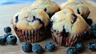 Ricetta MUFFIN ai mirtilli in 5 min Blueberry Muffins Recipe ♥ [upl. by Junette]