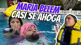 MARIA BELEM APRENDE A NADAR EN LA ALBERCA  CASI SE AHOGA [upl. by Lyrej63]