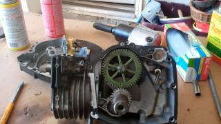 Briggs and Stratton Engine Disassembly Part 2 of 2 [upl. by Guillema]