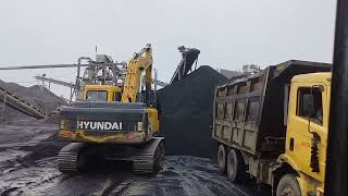 Hyundai excavator 21 m • Tata truck loading speed [upl. by Hilliary]