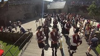 Lume de Biqueira à le Festival des Filets Bleus  Concarneau  Musique celtique lors du défilé [upl. by Alyat]