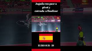 JUGADA CON PIVOT DE ESPAÑA FUTSAL [upl. by Yeltrab]