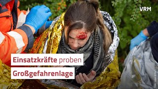 Einsatzkräfte im RheingauTaunus proben die Großgefahrenlage [upl. by Newfeld]