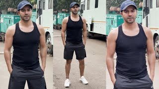 Honey नहीं हैं Bunny हैं🤣  Nice Body  Varun Dhawan Spotted At Shoot Location In Film City [upl. by Esilana635]