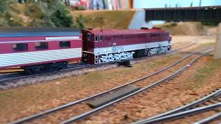 Trainorama 930 class The Overland HO scale [upl. by Felicle]