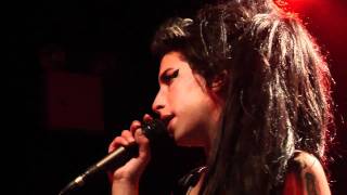 Amy Winehouse quotRehabquot Live in New York [upl. by Beore]