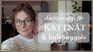 Balkongodling 2022 Del 5 Sätter upp kattnät och lägger trall [upl. by Syst]