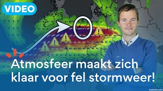 Atmosfeer maakt zich klaar voor fel stormweer [upl. by Alrrats]