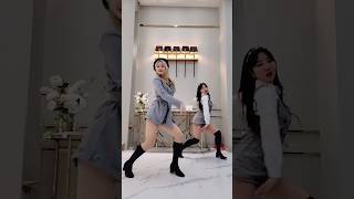 Hyerim amp Soyoungk dance cover Panorama hyerim artbeat [upl. by Netsrik56]