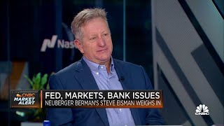 I happen to think the whole banking sector is uninvestable says Neuberger Bermans Steve Eisman [upl. by Ahsille]