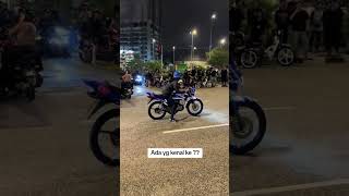 SAPE KENAL BRADER NI  KATA KUAT BAKAR LINE DALAM TOWN rxz motovlog shortvideo trending 2stroke [upl. by Eenimod789]