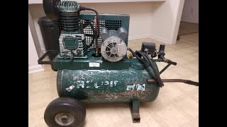 Rolair Air Compressor 5520K17 restoration [upl. by Gnous]