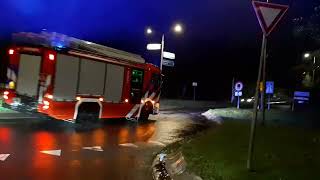 primeur Brandweer Zwijndrecht 186331 naar een vrachtwagen brand in Dordrecht [upl. by Parks84]