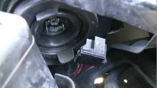 How to replace headlight bulbs on a Honda Civic 2001  2003 HD [upl. by Zacks]