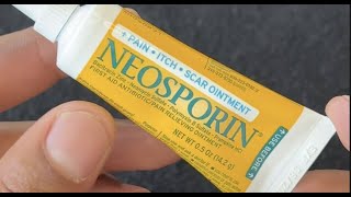 Neosporin Antibiotic Skin Ointment Uses in Hindi  Neosporin for Acne Burns amp Bacterial Infection [upl. by Ayidan493]