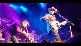 Hank Williams Jr The Conversation at Billy Bobs Texas 4321 [upl. by Drewett378]