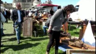 La brocante de Chambord signe un nouveau succès [upl. by Atoked137]