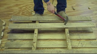 How to EASILY and QUICKLY take apart a pallet [upl. by Jarrell]