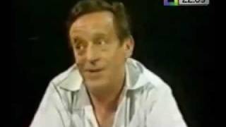 Roberto Gómez Bolaños Chespirito habla sobre los héroes y el heroísmo [upl. by Jaddo]