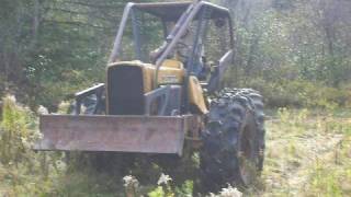 John Deere skidder 440 A [upl. by Leay]