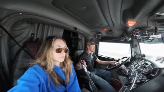 TRUCKER VLOG 8 RIDING WITH MY GIRLFRIEND [upl. by Akamaozu]