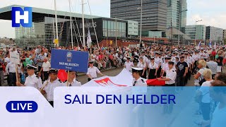 TERUGKIJKEN optocht van bemanning schepen Sail Den Helder tijdens de Crew Parade [upl. by Diane-Marie]