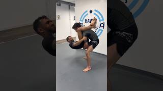 How not to get slammed from triangle choke 🤼‍♂️ jiujitsu UFC grappling brazilianjiujitsu [upl. by Leah599]