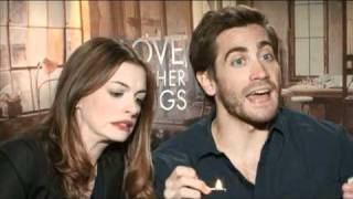 Jake Gyllenhaal and Anne Hathaway Interview for LOVE AND OTHER DRUGS [upl. by Sadoff474]