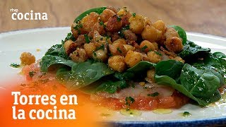 Espinacas con garbanzos  Torres en la Cocina  RTVE Cocina [upl. by Anelagna]