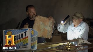 American Pickers Franks Got a Nose for Good Crap Season 20  History [upl. by Jelena]