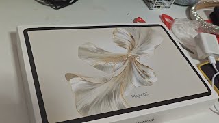 Honor Tablet 9 Unboxing amp Review [upl. by Sidoon]