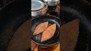 भलो मोठो हलवो fish seafood foodie minivlog fishcurry shortvideo milenial viralvideo food [upl. by Annaxor]