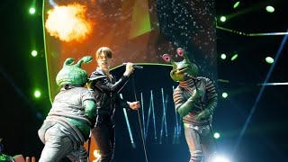 UFOT amp Viktor Norén sings quotGimme Some Lovinquot  The Masked Singer Sverige Säsong 4 avsnitt 8 [upl. by Nyliret]