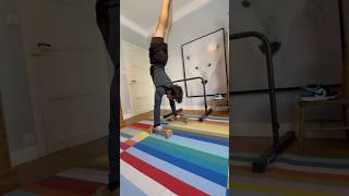 Les pompes sont inutiles calisthenics sports [upl. by Jaddo]