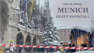 No commentary To the center of Munich in the snowfall  Marienplatz [upl. by Leon]