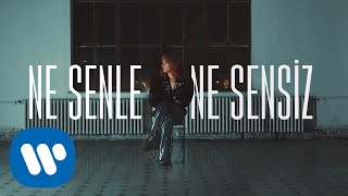 Selin  NE SENLE NE SENSİZ Official Music Video [upl. by Ellierim]