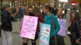 Slutwalk in Münster  Demonstration gegen Sexismus und Vergewaltigungsmythen [upl. by Schulman]